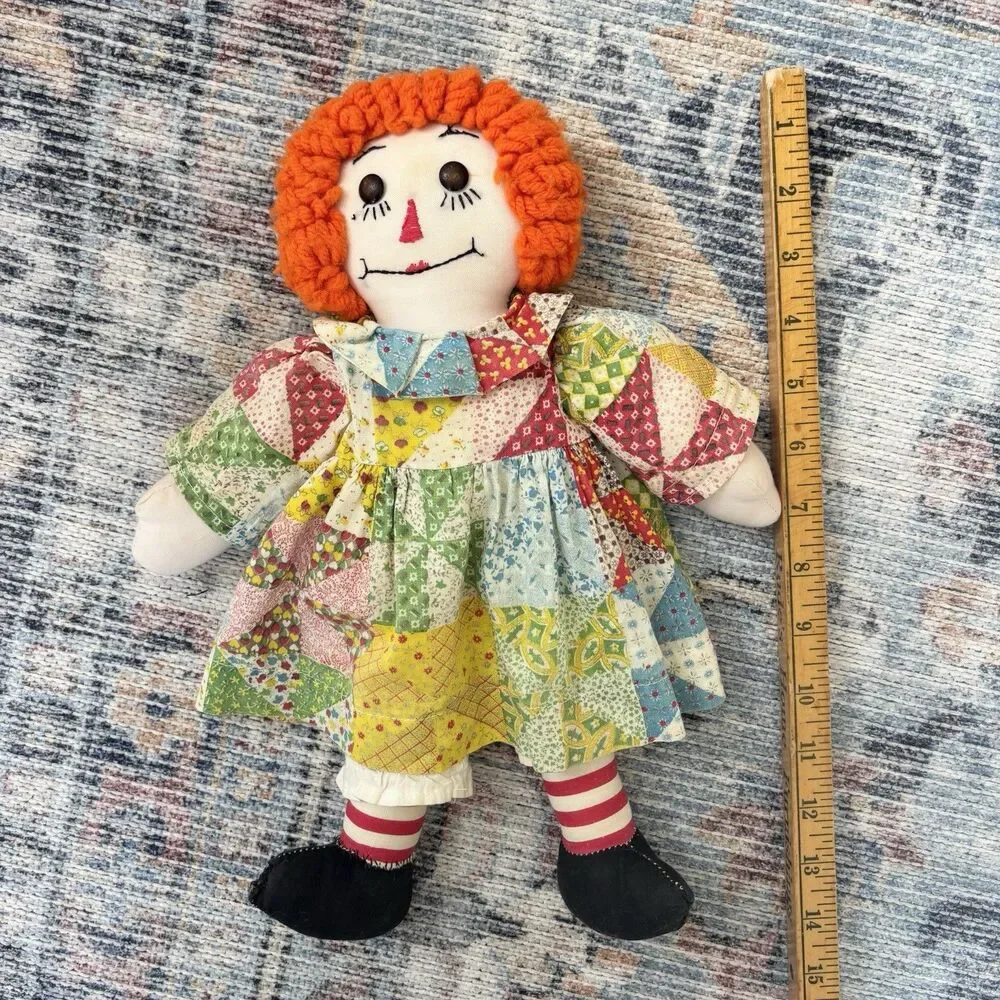 Vtg Raggedy Ann Doll Handmade Folk Art Button Eyes Embroidered Patchwork Kitsch - Picture 4 of 10
